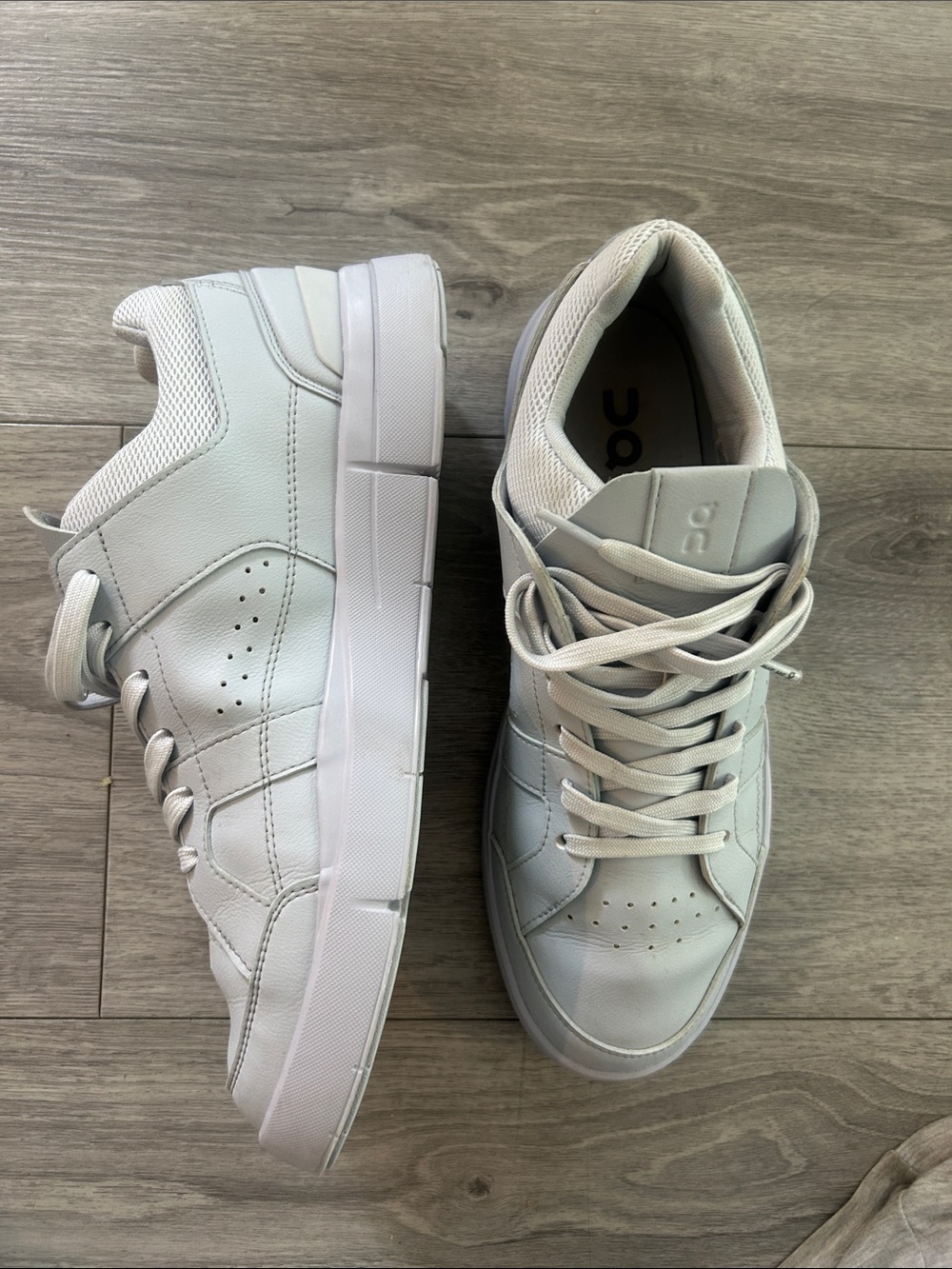 On Running Men's The Roger Clubhouse Heather White Sneakers Sz US 10 - Picture 8 of 16